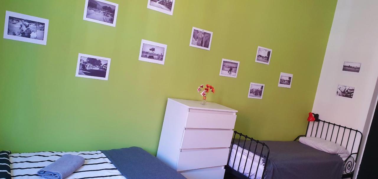 Chopin Street Private Rooms Katowice Esterno foto